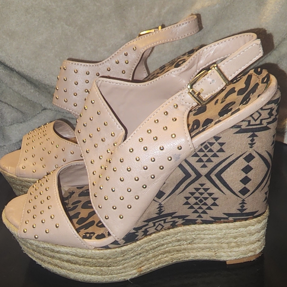 Women's Jessica Simpson Wedge Sandals Size 7B/ 37